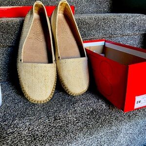 Size 8M Aerosoles-New 
Linen fabric uppers, rubber soles.